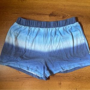 Women’s shorts size XL